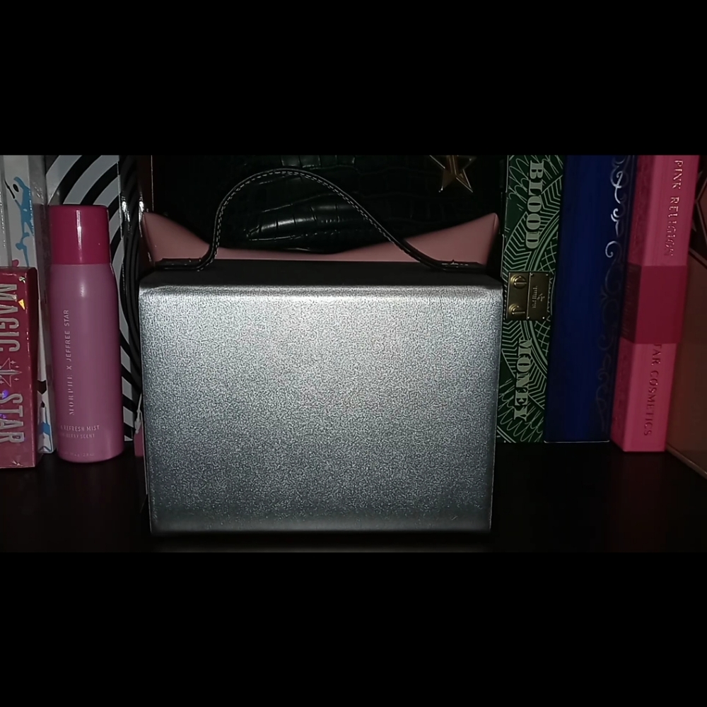 Jeffree Star Razor Blade Purse - Picture 4 of 7